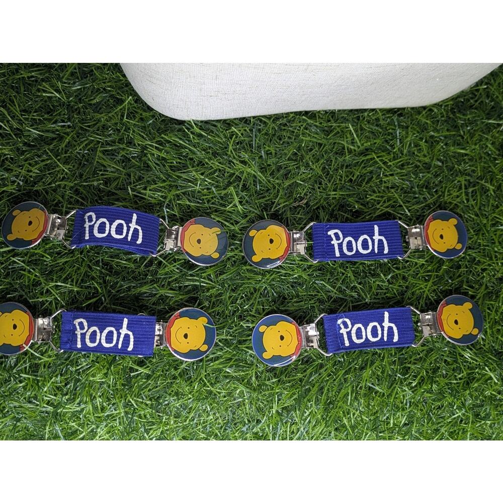 Vintage Winnie the Pooh Bear Mitten / Glove double ended Clips